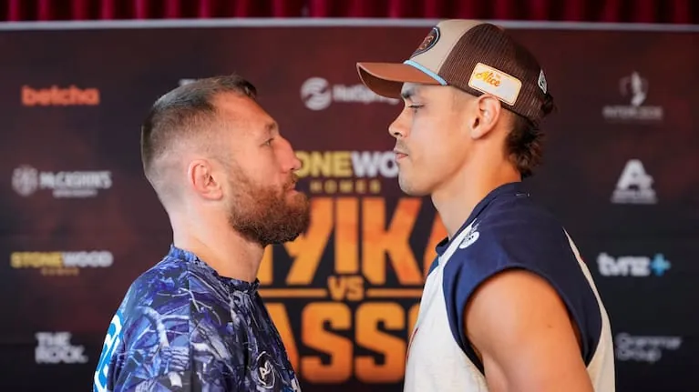Floyd Masson, left, and David Nyika face off before their fight in Auckland.